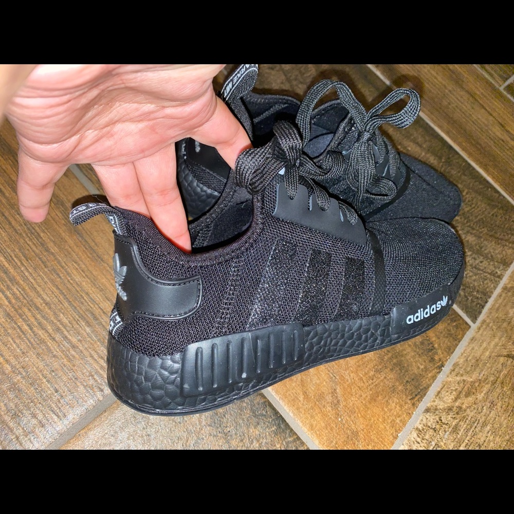 Black Adidas Size 7.5